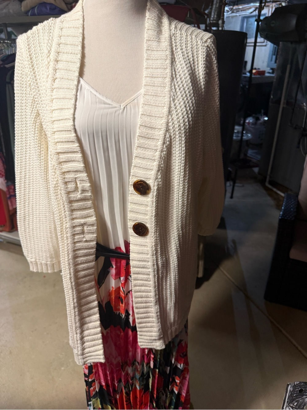 Liz Claiborne Cream Button Front Chunky Knit Cardigan